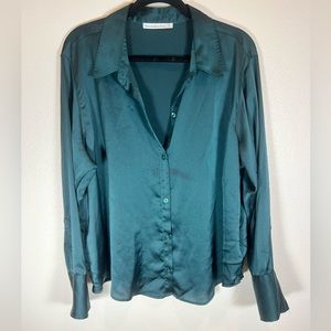 Abercrombie & Fitch Silky Button Front Shirt